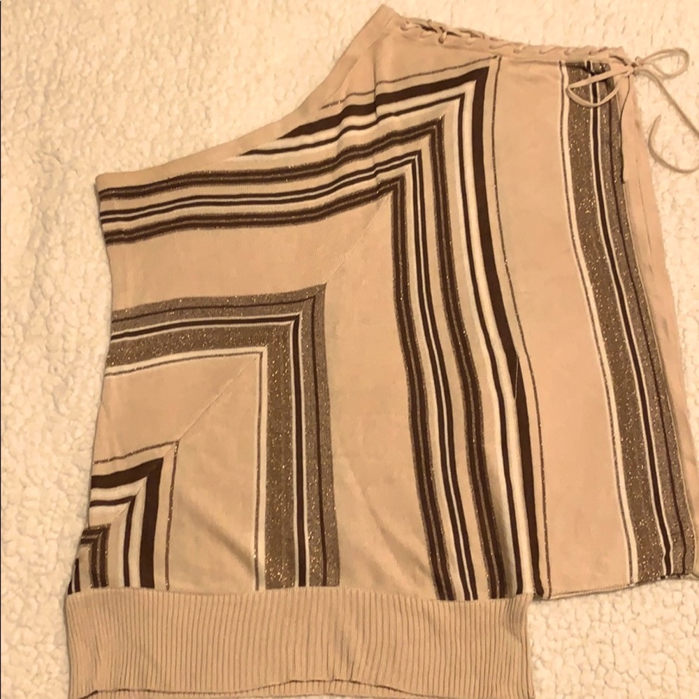 Cute Bebe one shoulder light sweater!